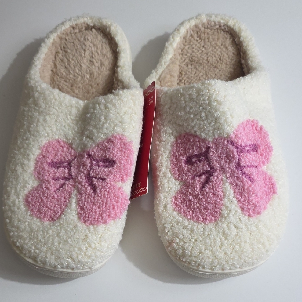 Ashland Cozy Cream Kids Slippers with Pink Bow Accent Size 5 NEW